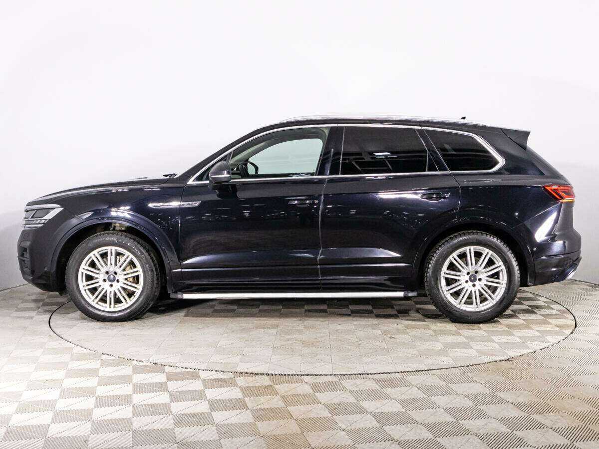 Volkswagen Touareg с пробегом — 2018 год. Фото: #7