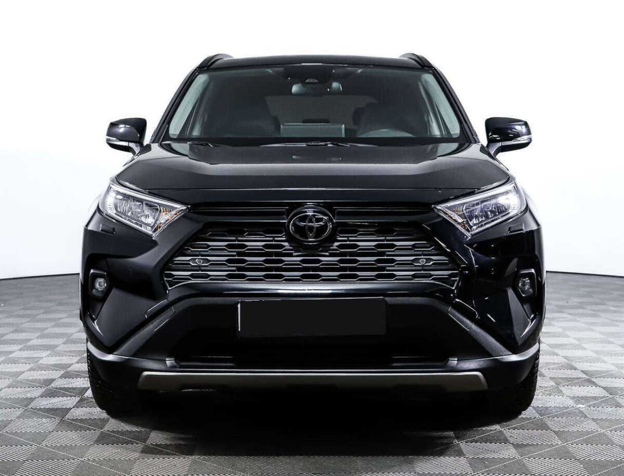 Toyota RAV4 с пробегом — 2022 год. Фото: #1