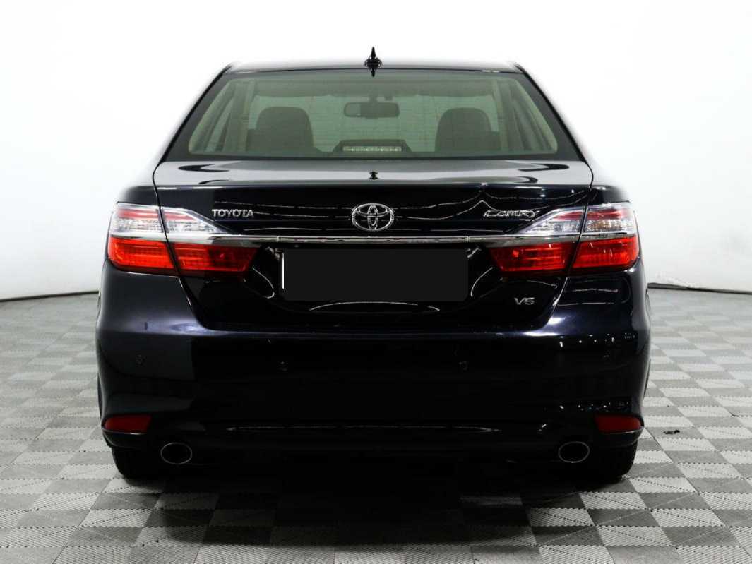 Toyota Camry с пробегом — 2015 год. Фото: #5