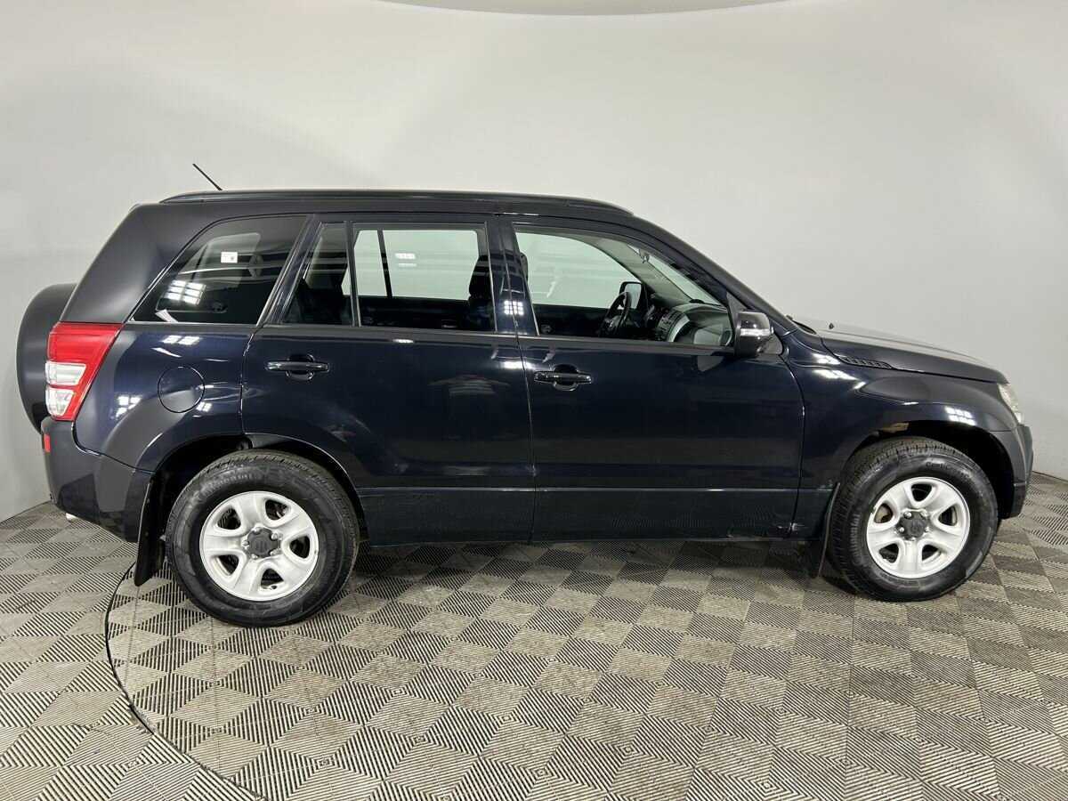 Suzuki Grand Vitara с пробегом — 2010 год. Фото: #3