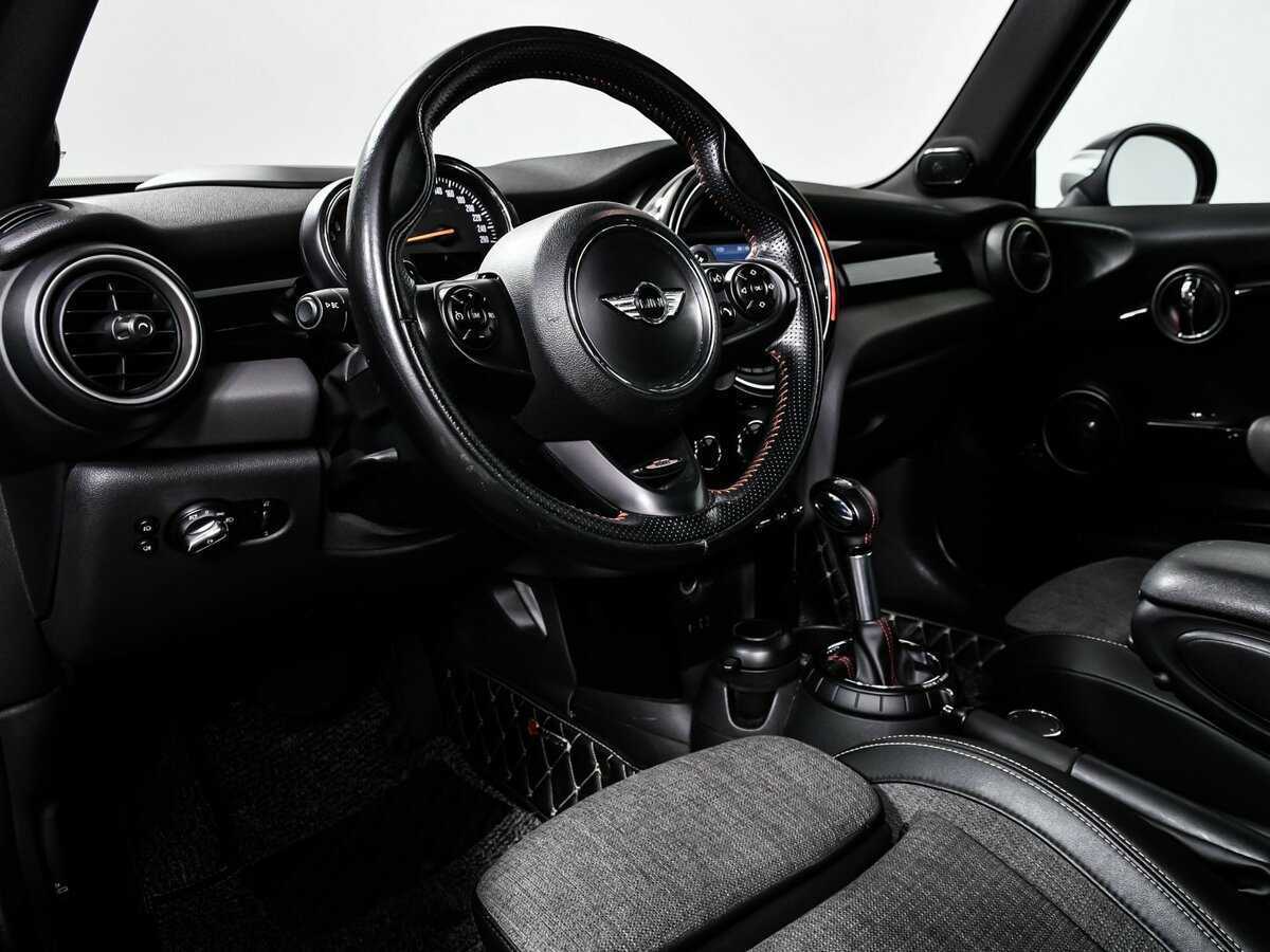 Mini Hatch с пробегом — 2014 год. Фото: #11
