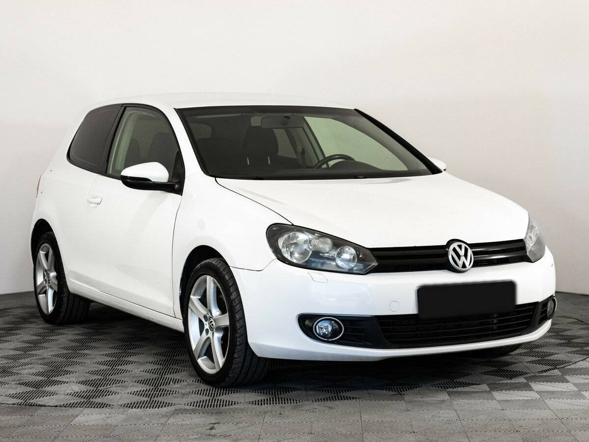 Volkswagen Golf с пробегом — 2009 год. Фото: #2