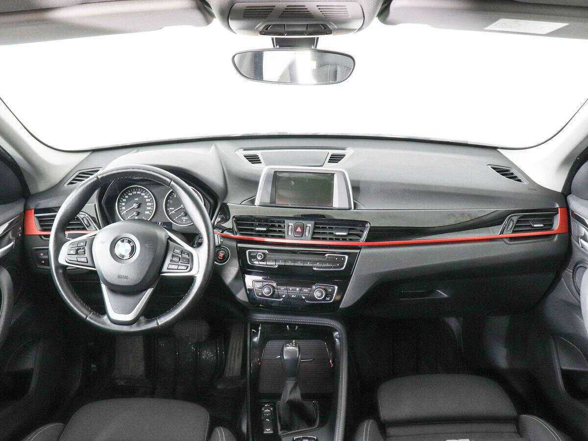 BMW X1 с пробегом — 2017 год. Фото: #7