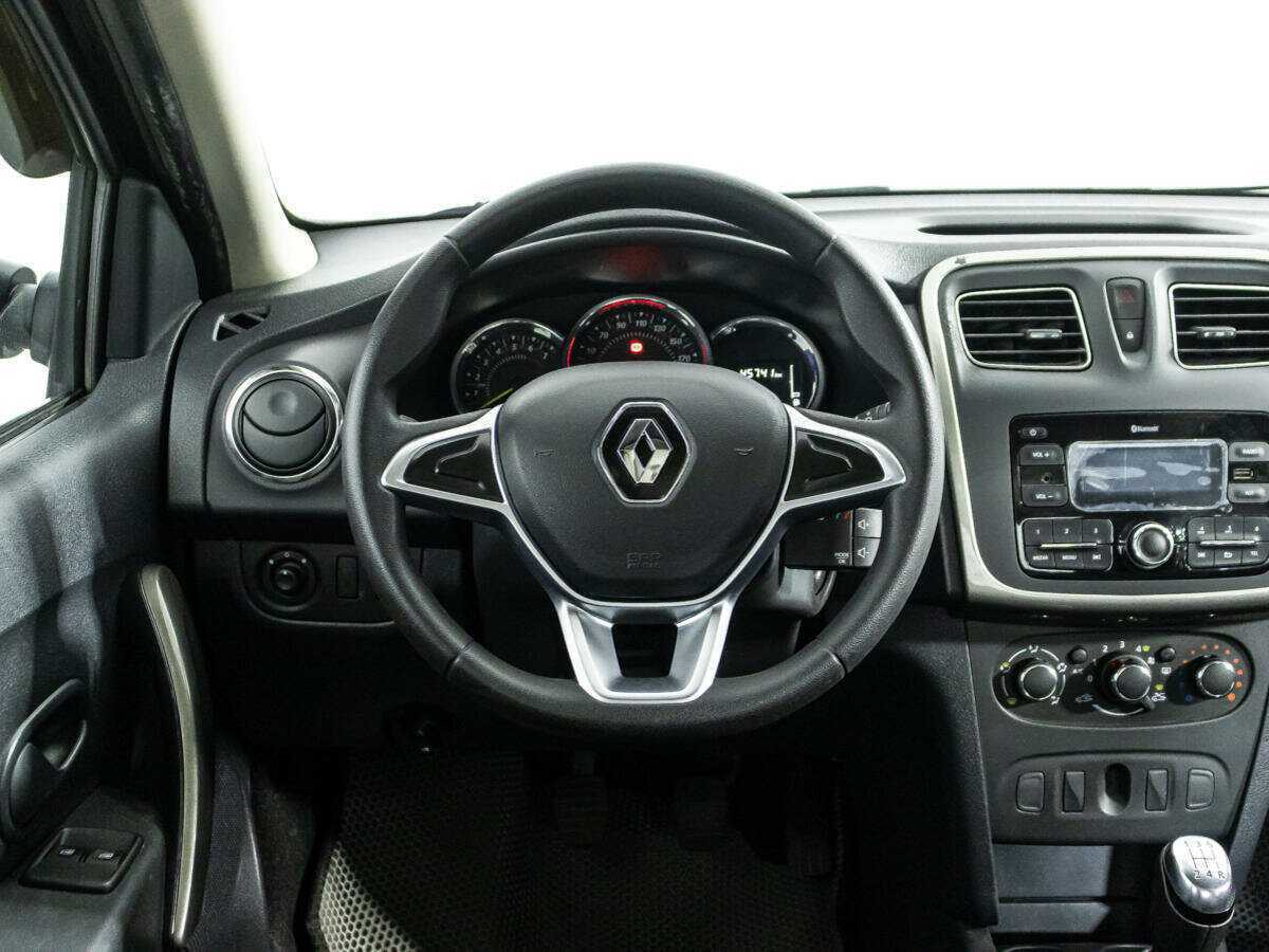 Renault Logan с пробегом — 2021 год. Фото: #15