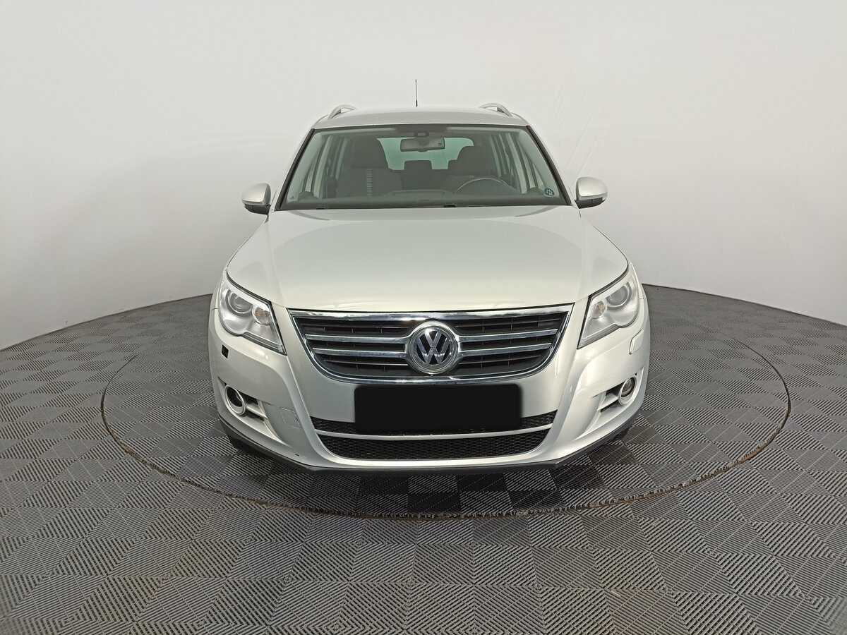Volkswagen Tiguan с пробегом — 2010 год. Фото: #1