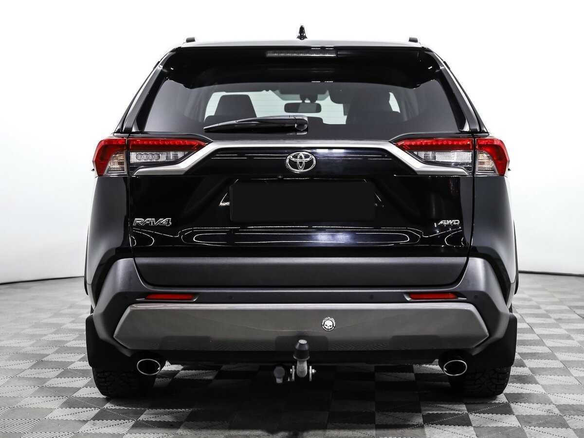 Toyota RAV4 с пробегом — 2020 год. Фото: #5