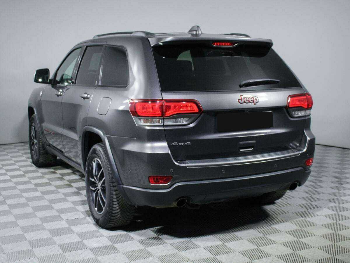 Jeep Grand Cherokee с пробегом — 2018 год. Фото: #6