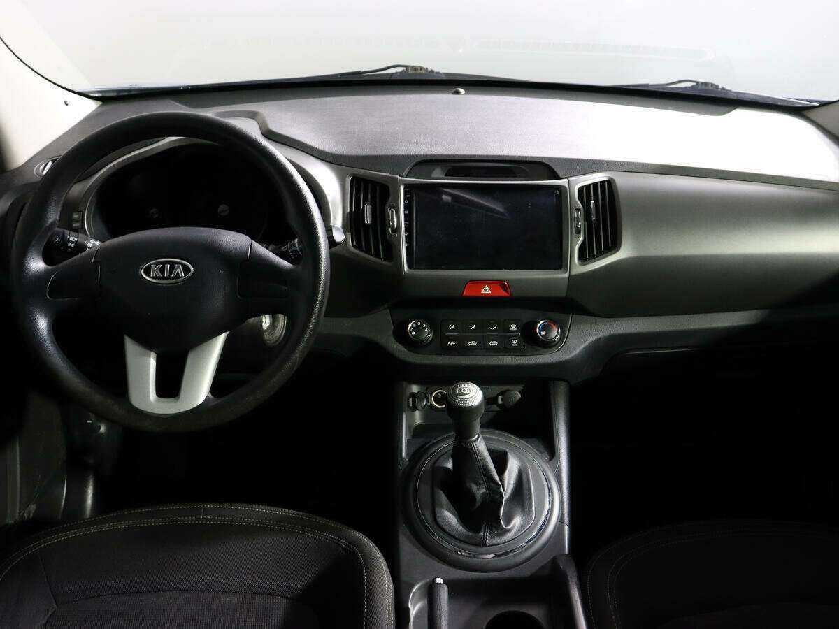 Kia Sportage с пробегом — 2011 год. Фото: #8