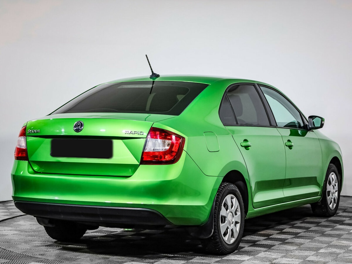 Skoda Rapid с пробегом — 2018 год. Фото: #3