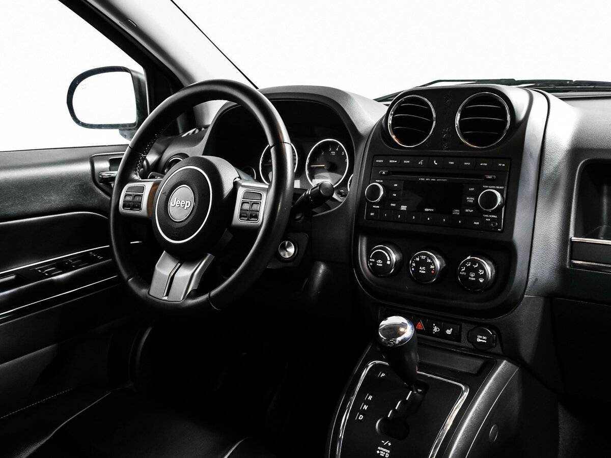 Jeep Compass с пробегом — 2012 год. Фото: #8