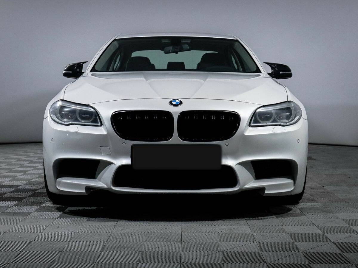 BMW 5 серии с пробегом — 2016 год. Фото: #1