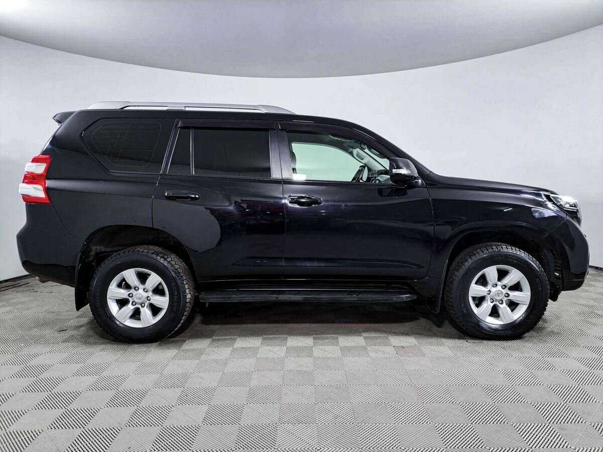 Toyota Land Cruiser Prado с пробегом — 2014 год. Фото: #3