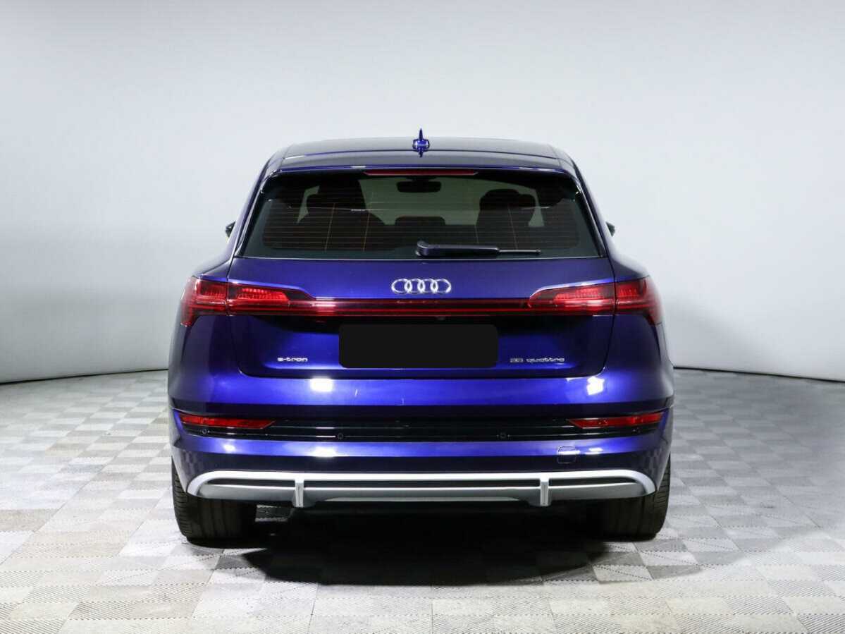 Audi e-tron с пробегом — 2020 год. Фото: #4
