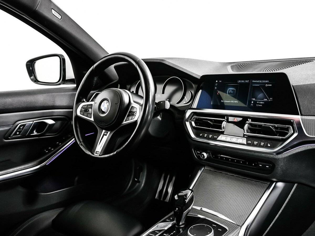BMW 3 серии с пробегом — 2019 год. Фото: #8