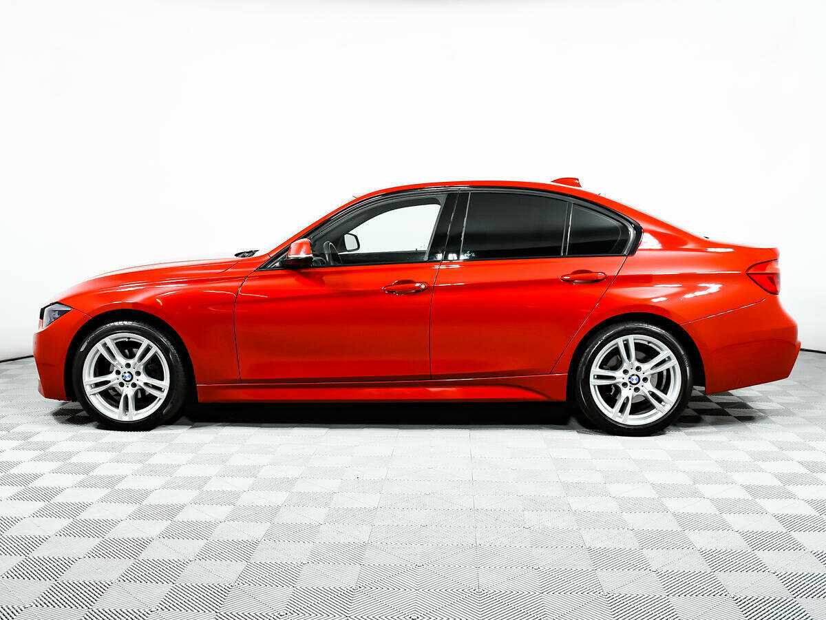 BMW 3 серии с пробегом — 2018 год. Фото: #7