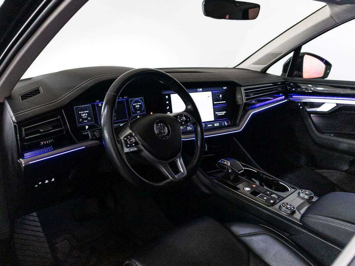 Volkswagen Touareg с пробегом — 2018 год. Фото: #24