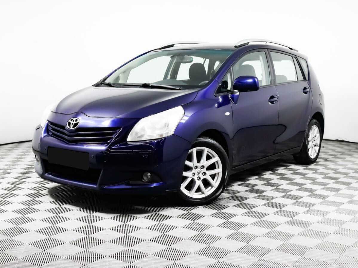 Toyota Verso с пробегом — 2010 год. Посмотреть фото