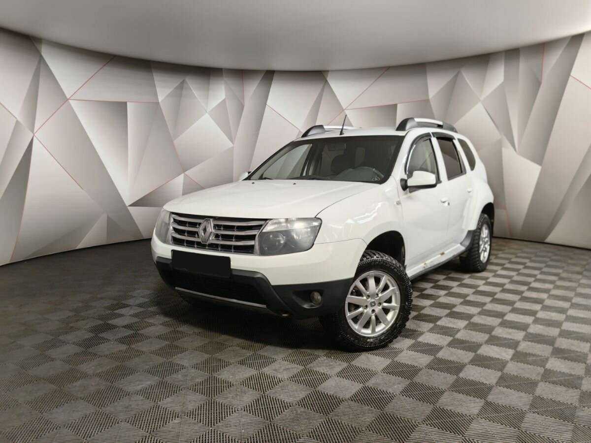 Renault Duster с пробегом — 2012 год. Посмотреть фото