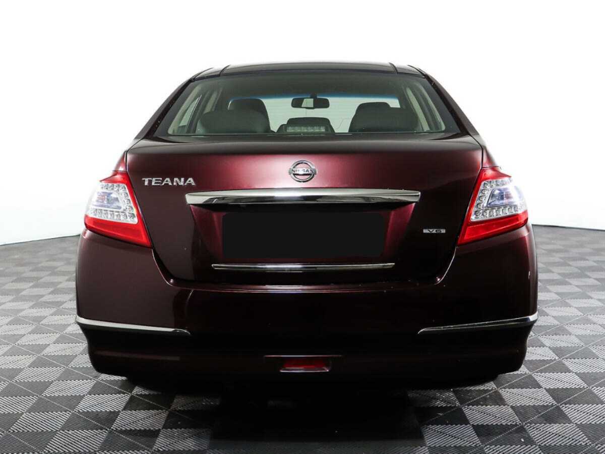 Nissan Teana с пробегом — 2013 год. Фото: #4