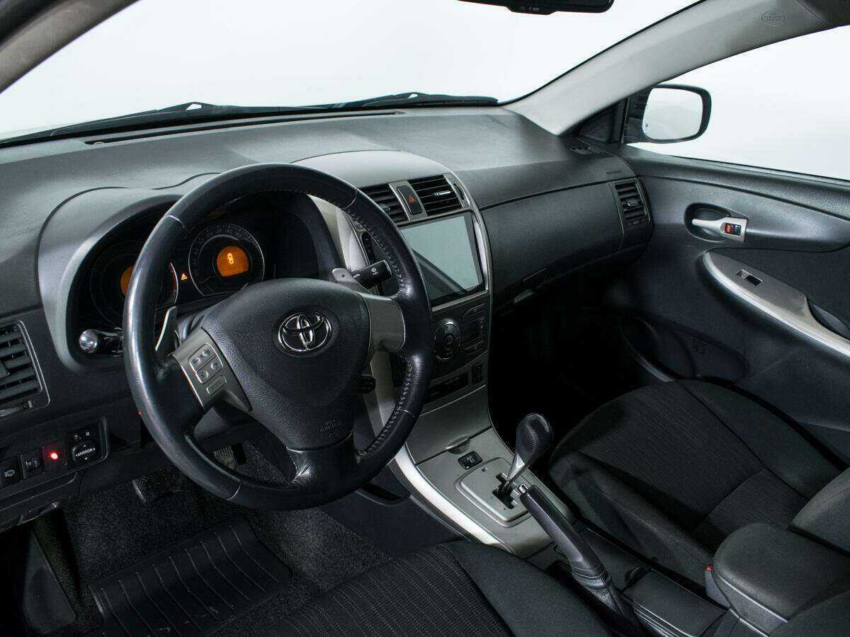 Toyota Corolla с пробегом — 2007 год. Фото: #11
