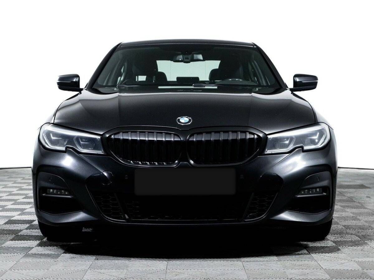 BMW 3 серии с пробегом — 2020 год. Фото: #1