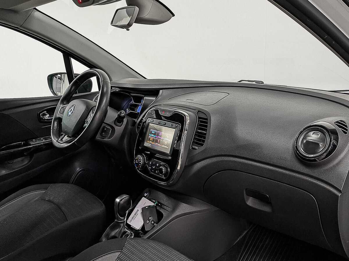 Renault Kaptur с пробегом — 2017 год. Фото: #10
