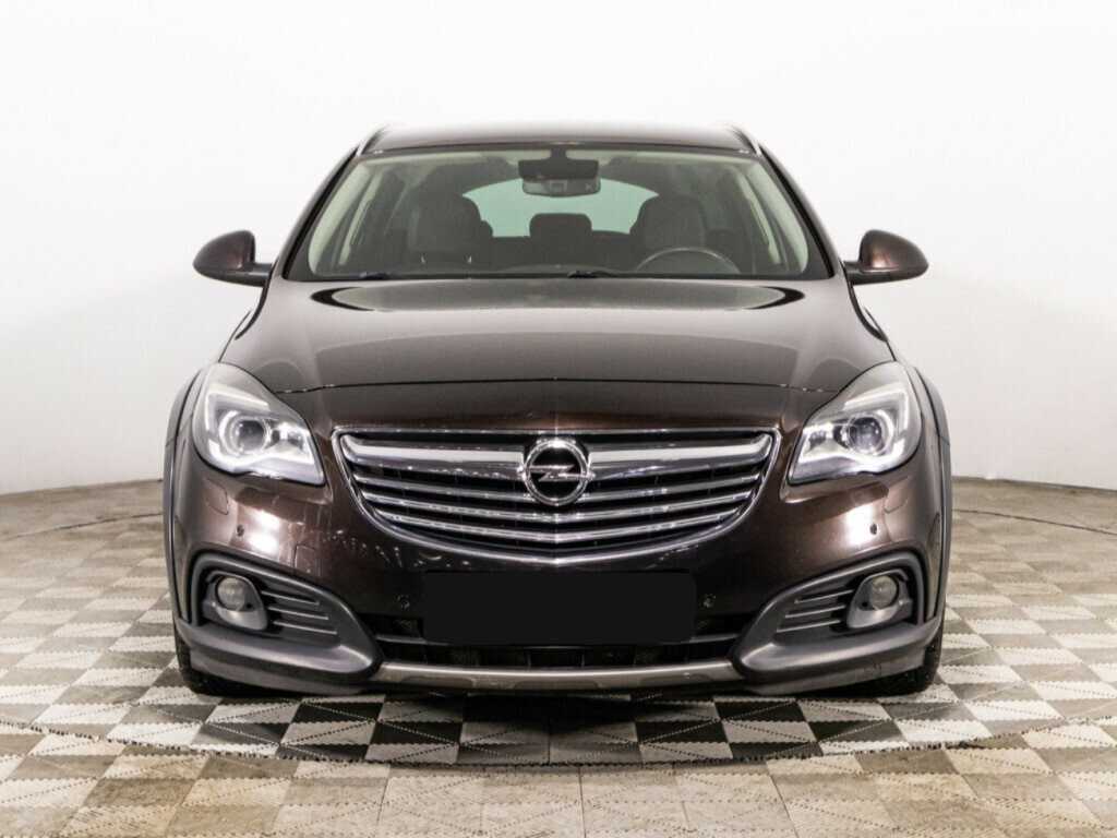 Opel Insignia с пробегом — 2014 год. Фото: #1