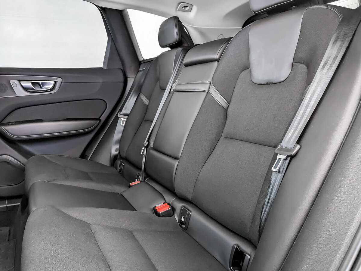 Volvo XC60 с пробегом — 2020 год. Фото: #9