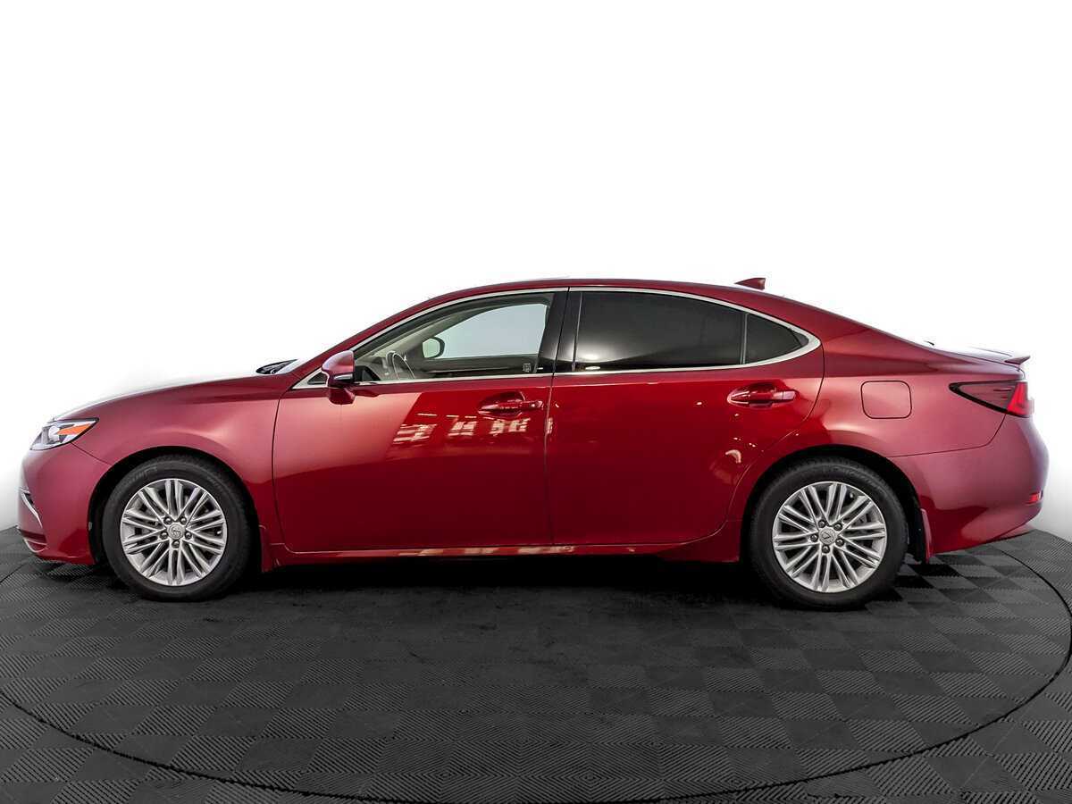Lexus ES с пробегом — 2017 год. Фото: #7