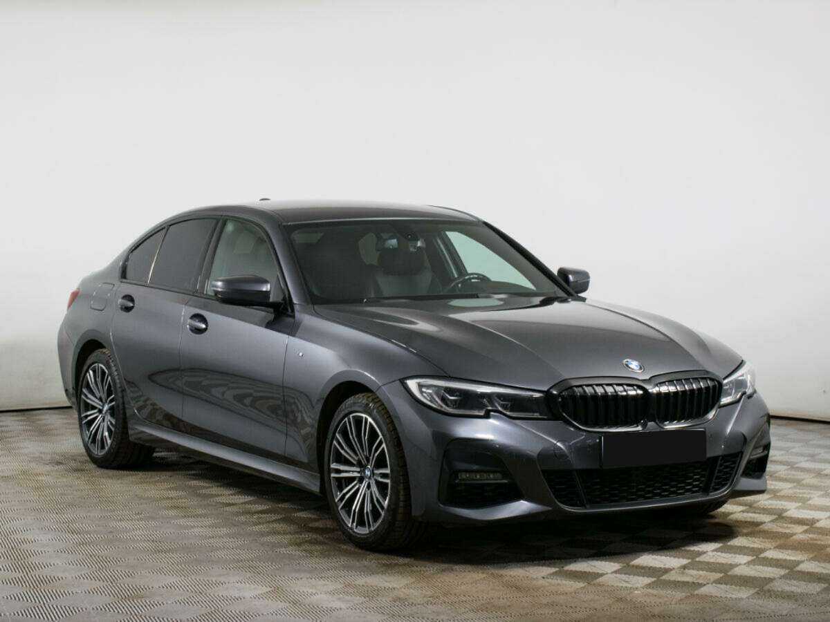 BMW 3 серии с пробегом — 2021 год. Фото: #2
