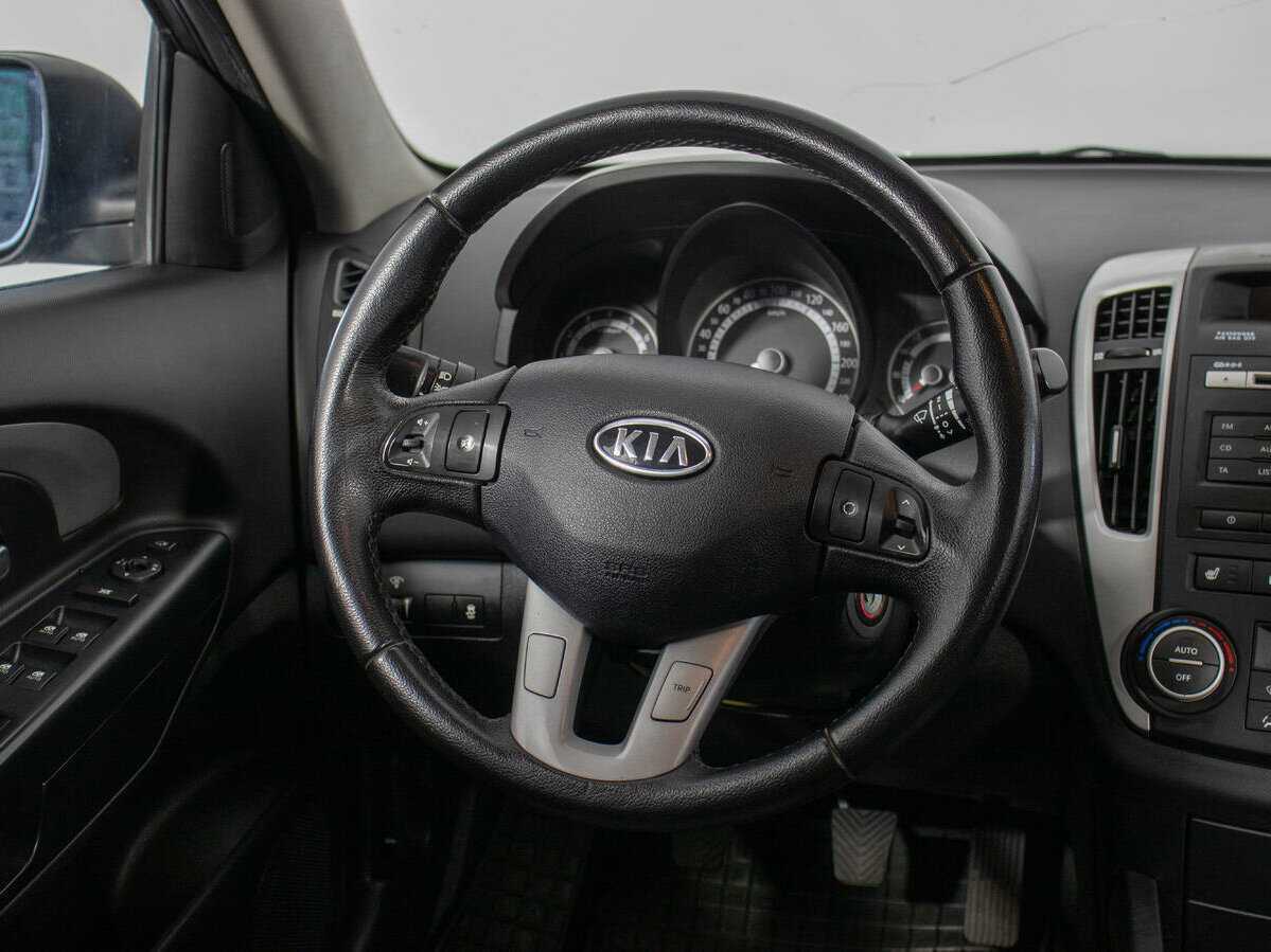 Kia Ceed с пробегом — 2010 год. Фото: #14