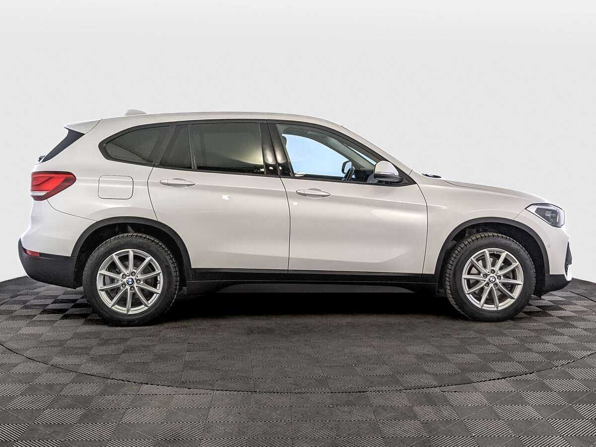 BMW X1 с пробегом — 2019 год. Фото: #3