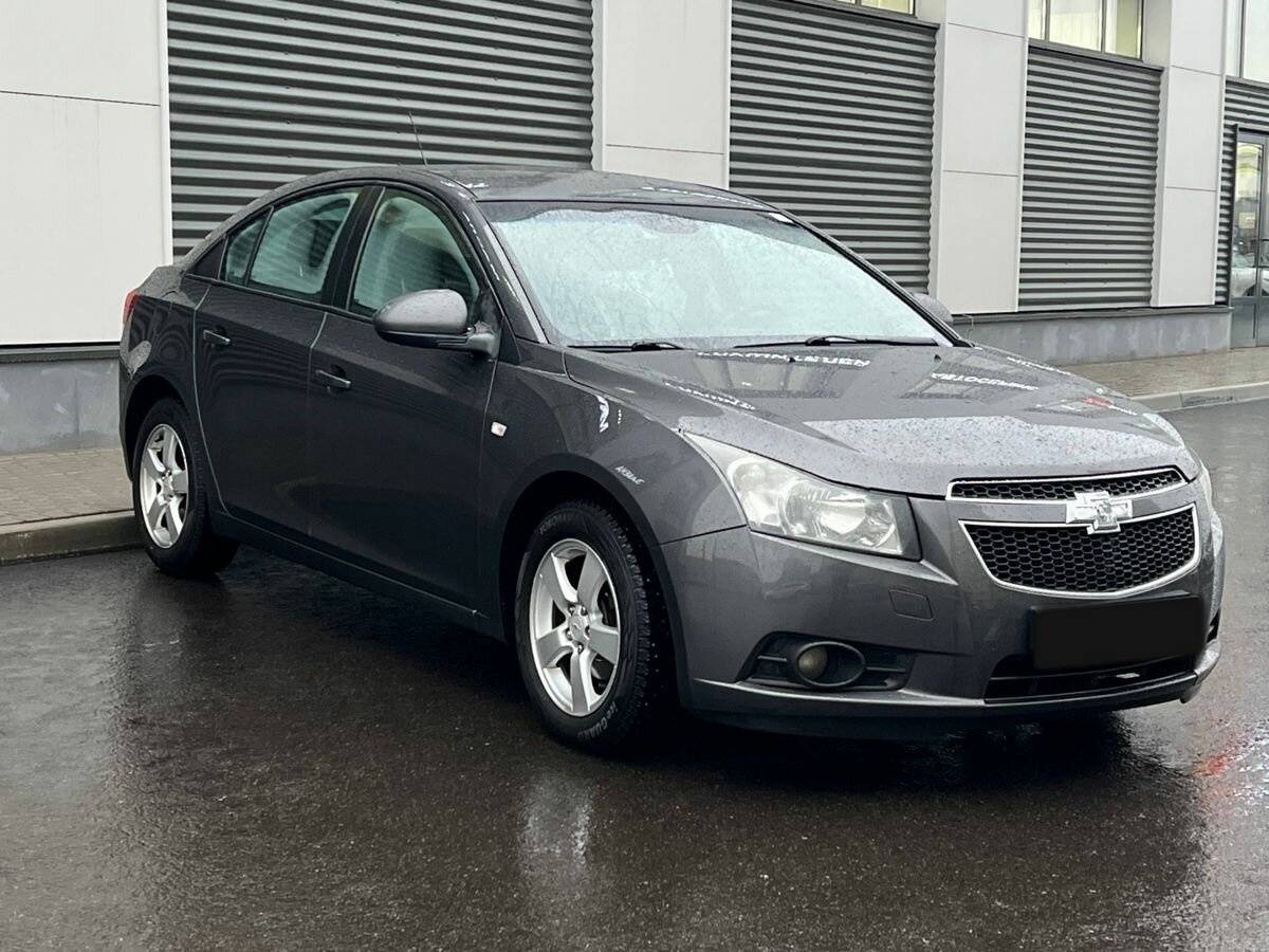 Chevrolet Cruze с пробегом — 2011 год. Фото: #1