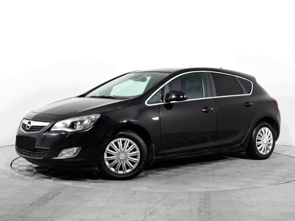Opel Astra с пробегом — 2011 год. Фото: #0