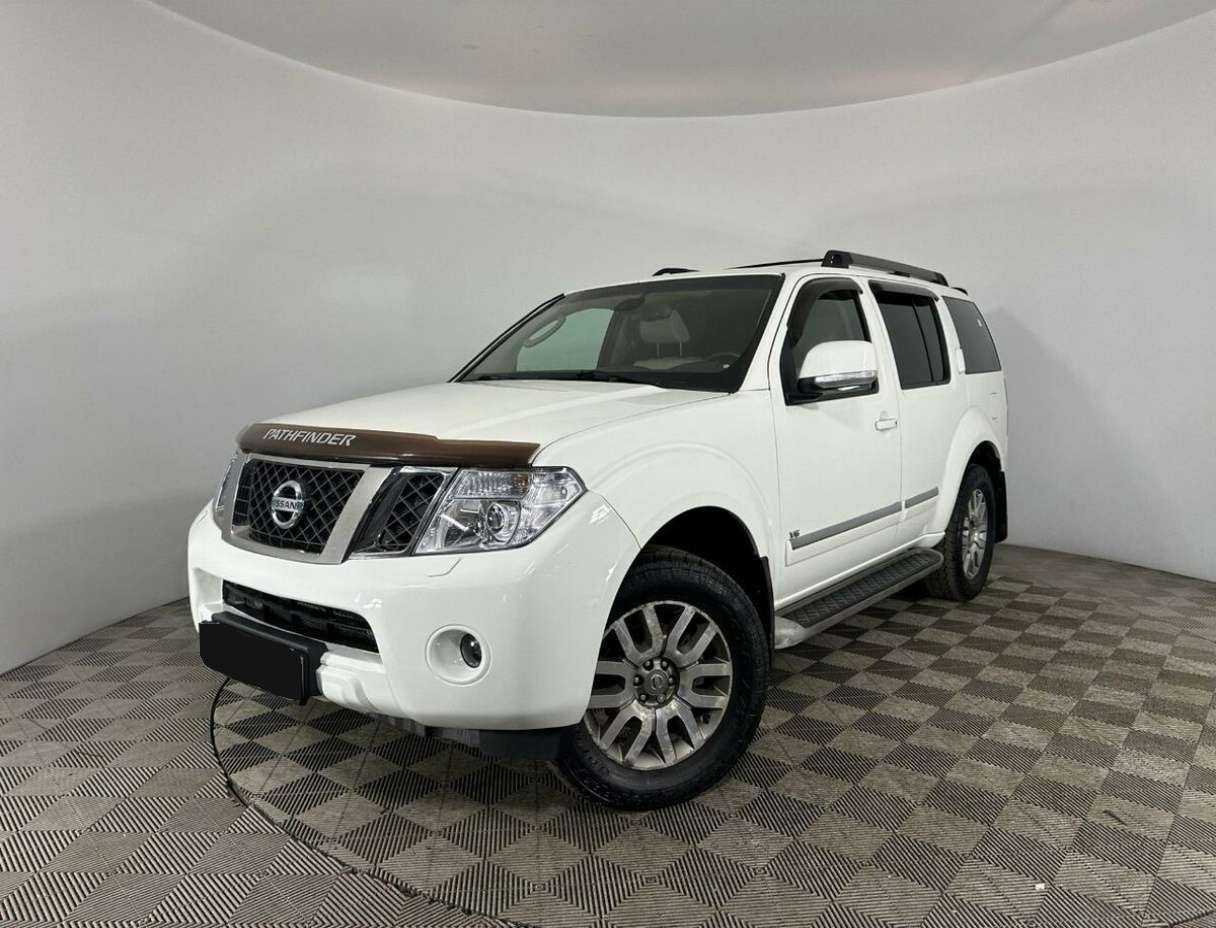 Nissan Pathfinder с пробегом — 2012 год. Посмотреть фото