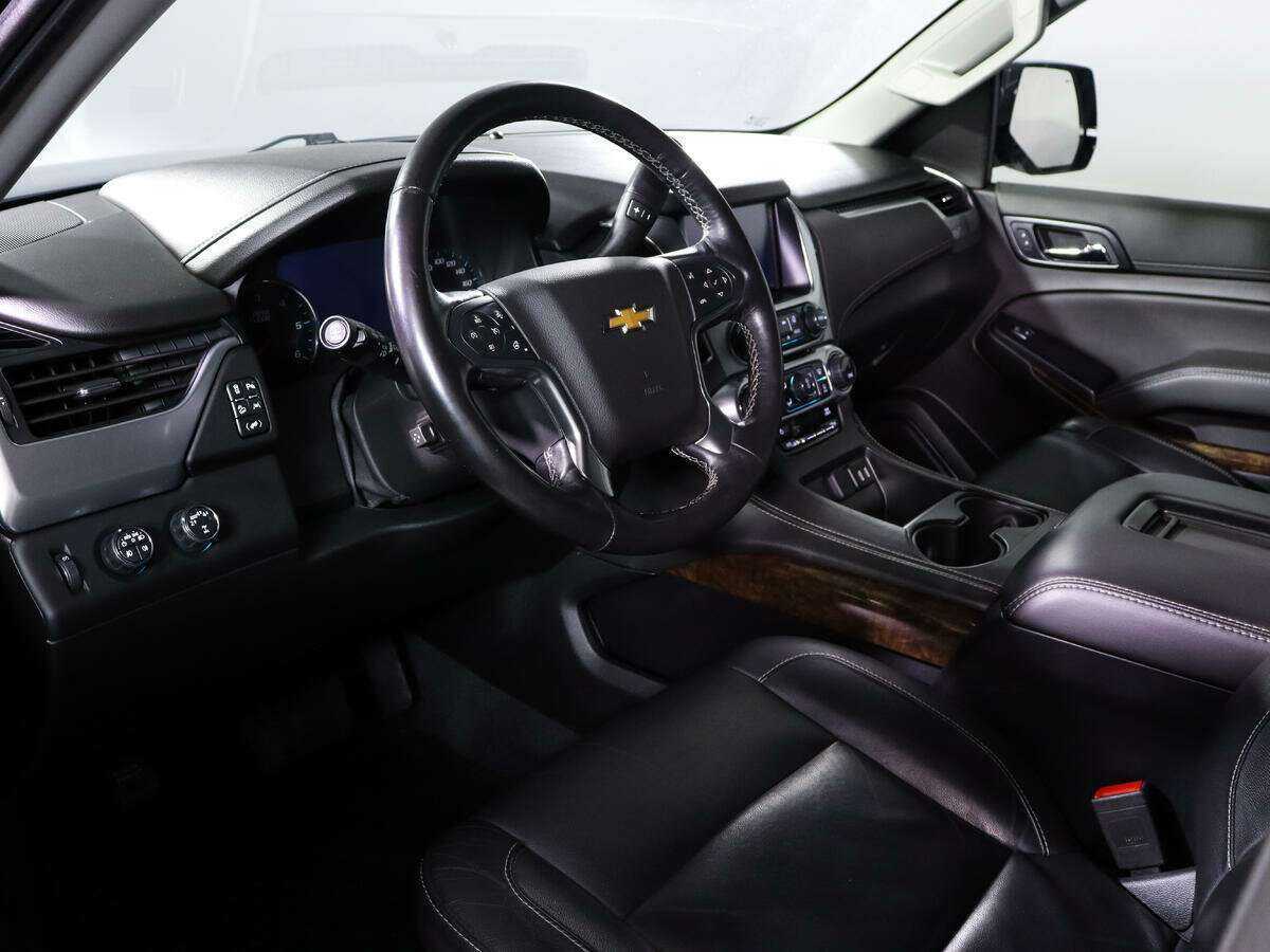 Chevrolet Tahoe с пробегом — 2019 год. Фото: #13