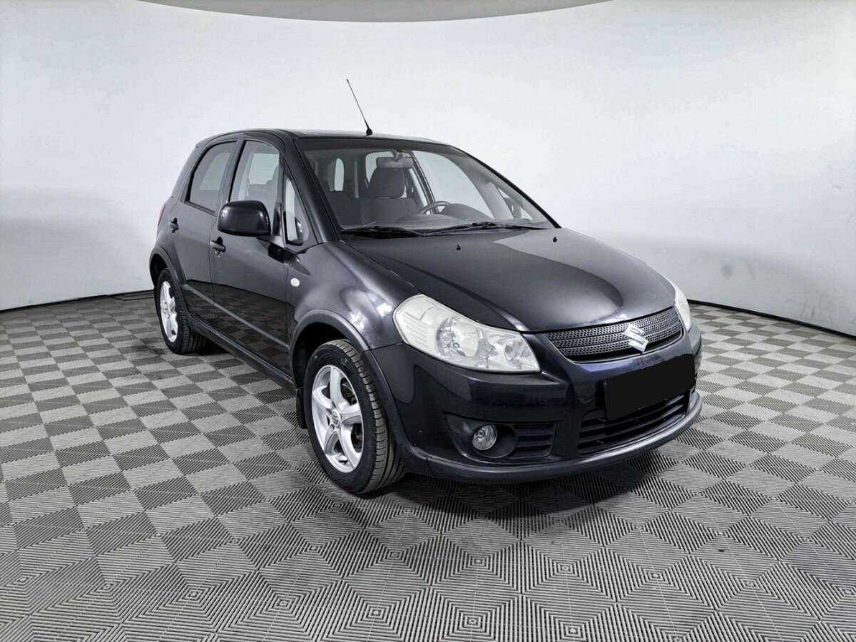 Suzuki SX4 с пробегом — 2008 год. Фото: #2