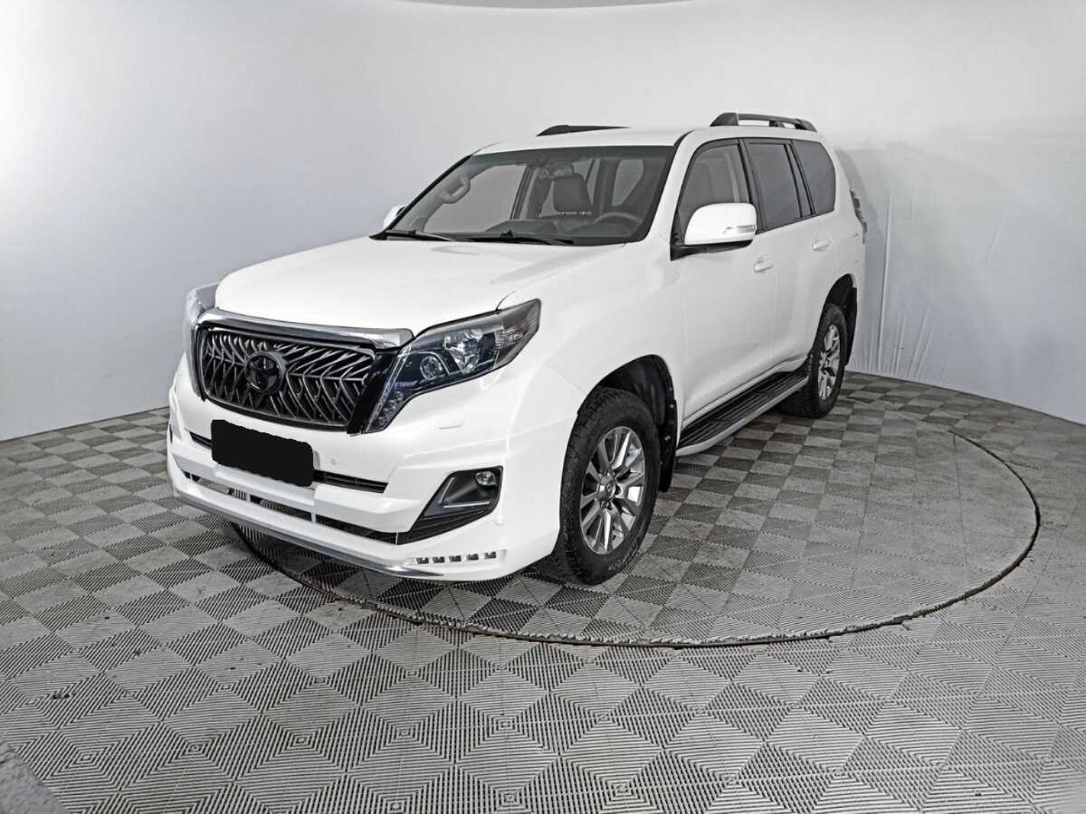 Toyota Land Cruiser Prado с пробегом — 2017 год. Посмотреть фото
