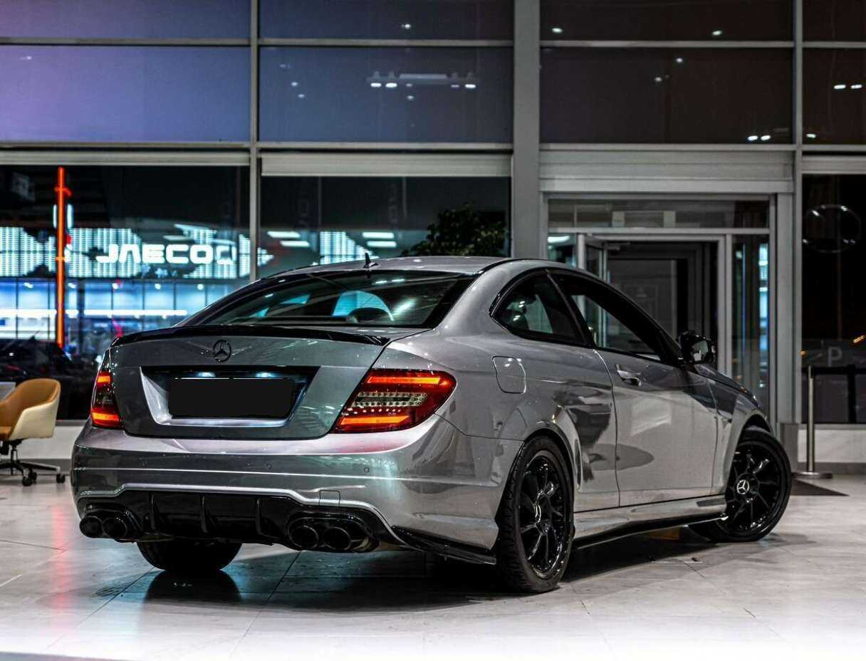 Mercedes-Benz C-Класс с пробегом — 2012 год. Фото: #2