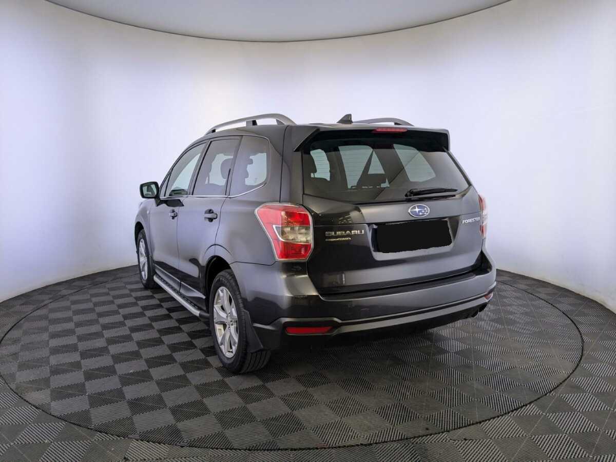 Subaru Forester с пробегом — 2015 год. Фото: #6