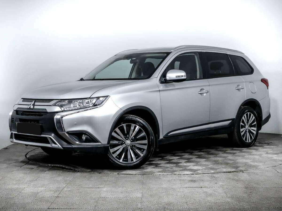 Mitsubishi Outlander с пробегом — 2019 год. Фото: #0