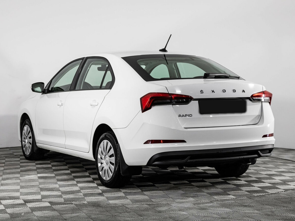 Skoda Rapid с пробегом — 2020 год. Фото: #5
