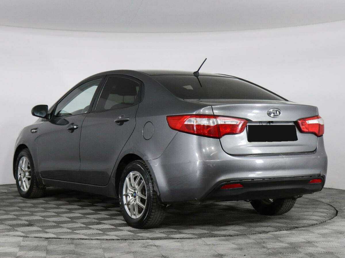 Kia Rio с пробегом — 2012 год. Фото: #3
