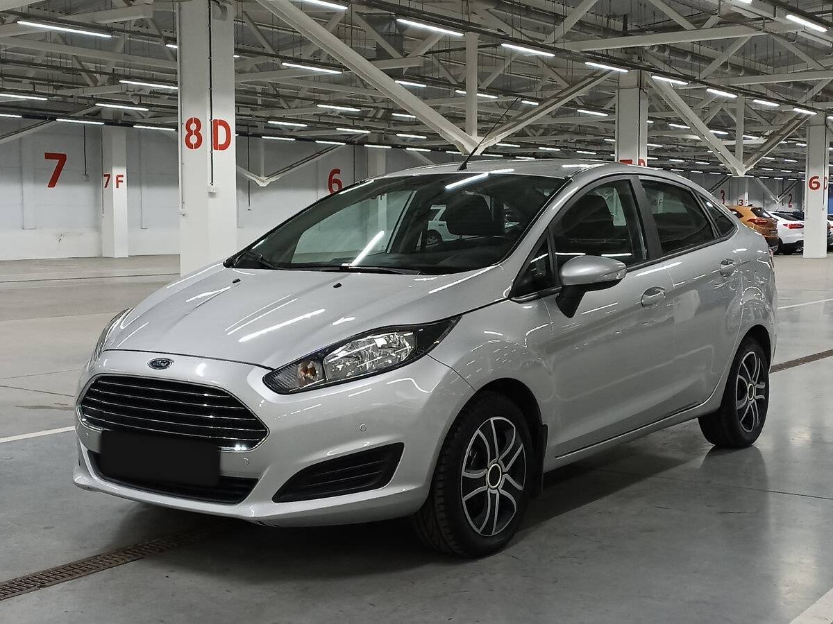 Ford Fiesta с пробегом — 2015 год. Фото: #0