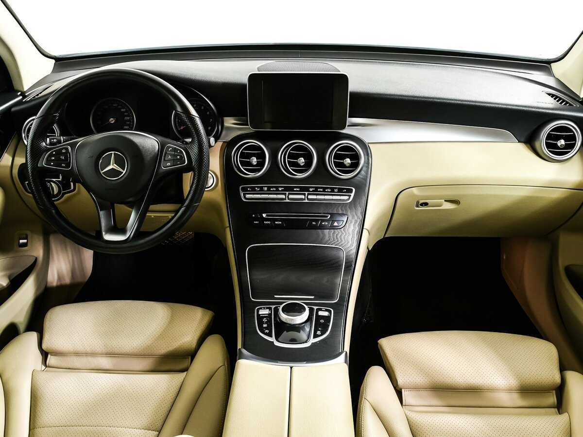 Mercedes-Benz GLC с пробегом — 2019 год. Фото: #10