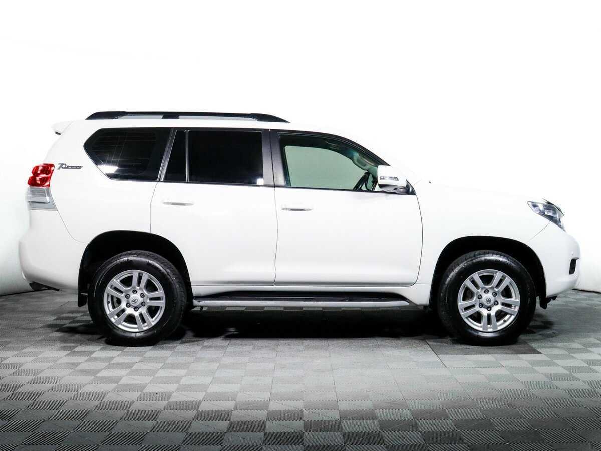 Toyota Land Cruiser Prado с пробегом — 2010 год. Фото: #3