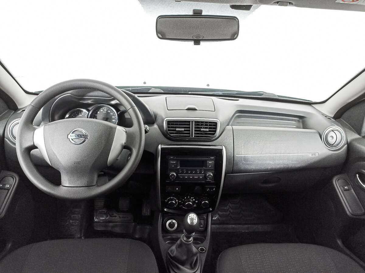 Nissan Terrano с пробегом — 2016 год. Фото: #11