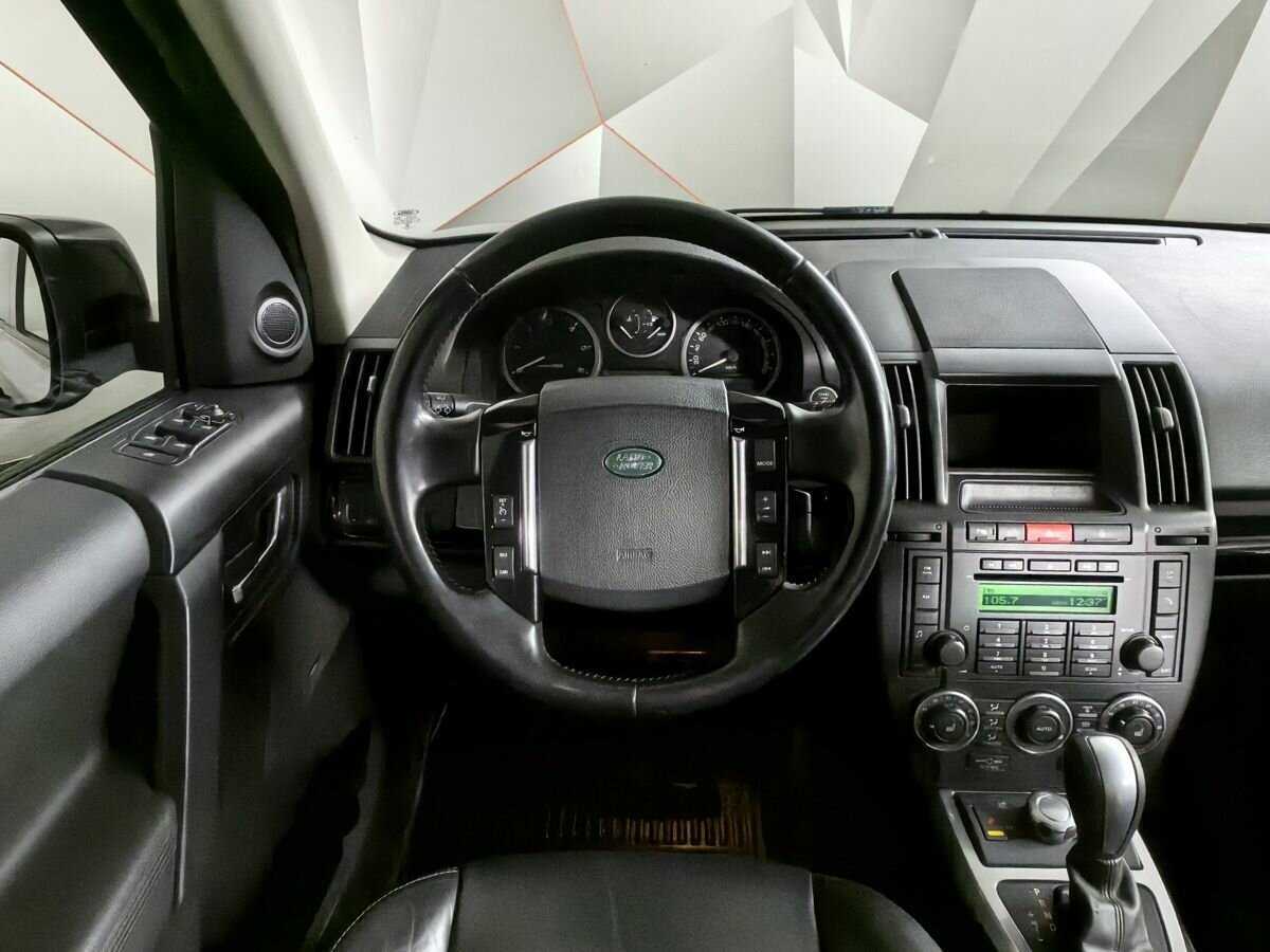 Land Rover Freelander с пробегом — 2012 год. Фото: #14