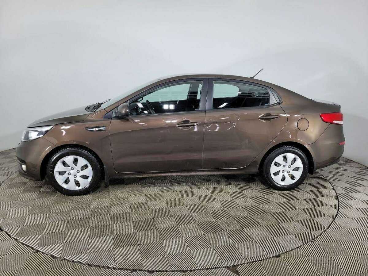 Kia Rio с пробегом — 2016 год. Фото: #4