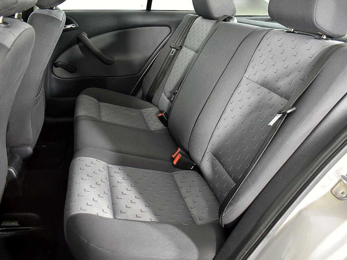 Skoda Octavia с пробегом — 2007 год. Фото: #8